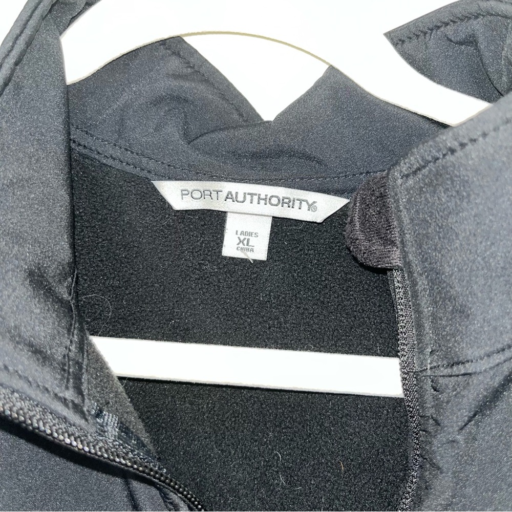 Port Authority Black Ski Snow Jacket Soft Shell - Picture 4 of 4